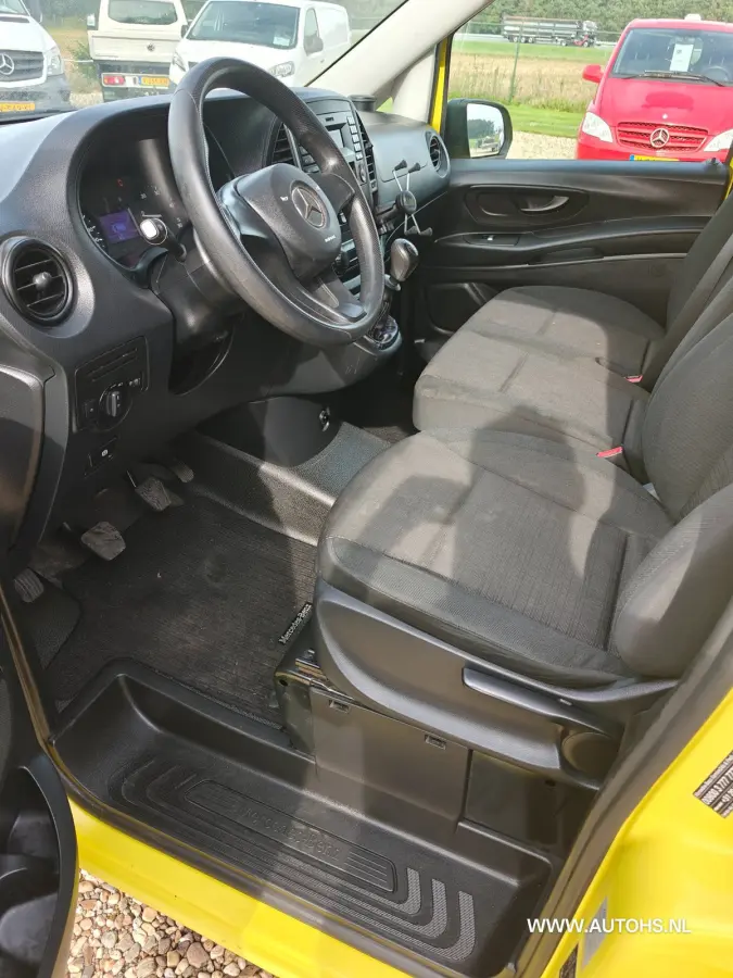 111 CDI Euro 6 , 1e Eig. Apk Aug 2027 , Airco , werkplaats inrichting , nette bus