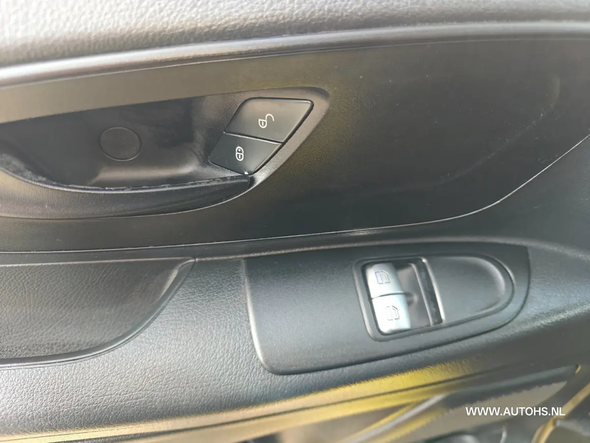 111 CDI Euro 6 , 1e Eig. Apk Aug 2027 , Airco , werkplaats inrichting , nette bus