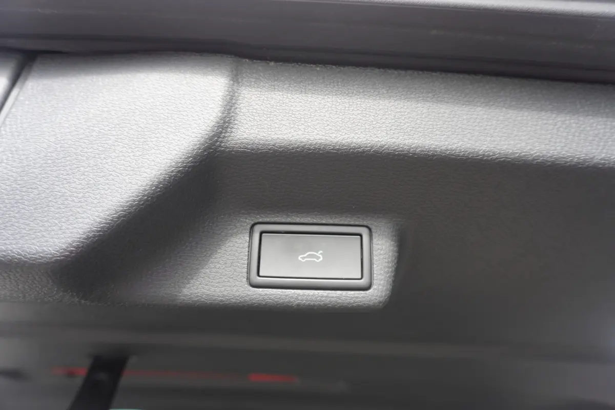 Pro 86 kWh 487km WLTP LWB 5 persoons Lang Apple Carplay 360° Camera IQ Light