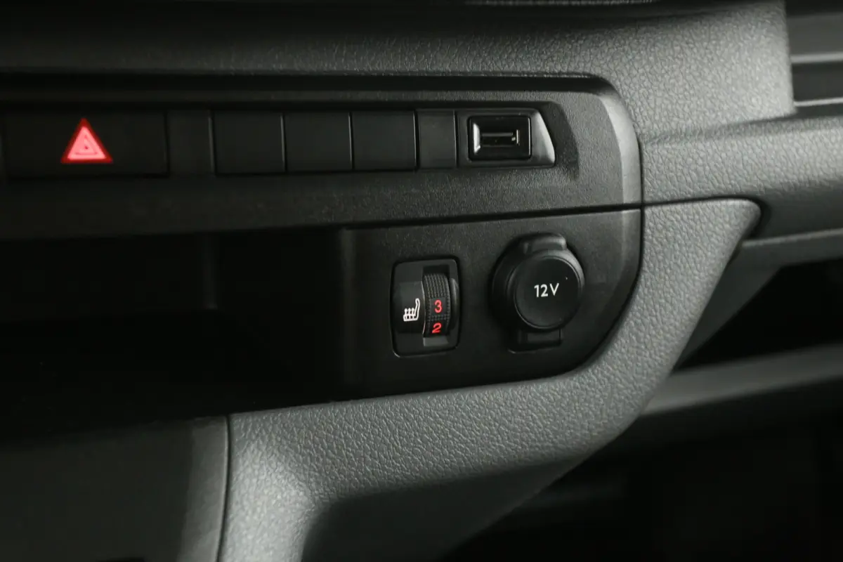 2.0D L2H1 | Automaat | Airco | Cruise | Camera | Carplay | 3 Zits | Parkeersens.