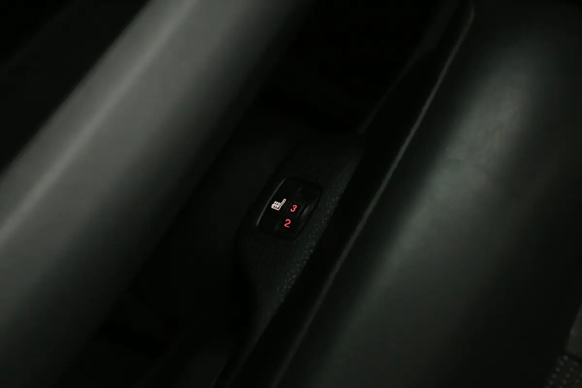 2.0D L2H1 | Automaat | Airco | Cruise | Camera | Carplay | 3 Zits | Parkeersens.