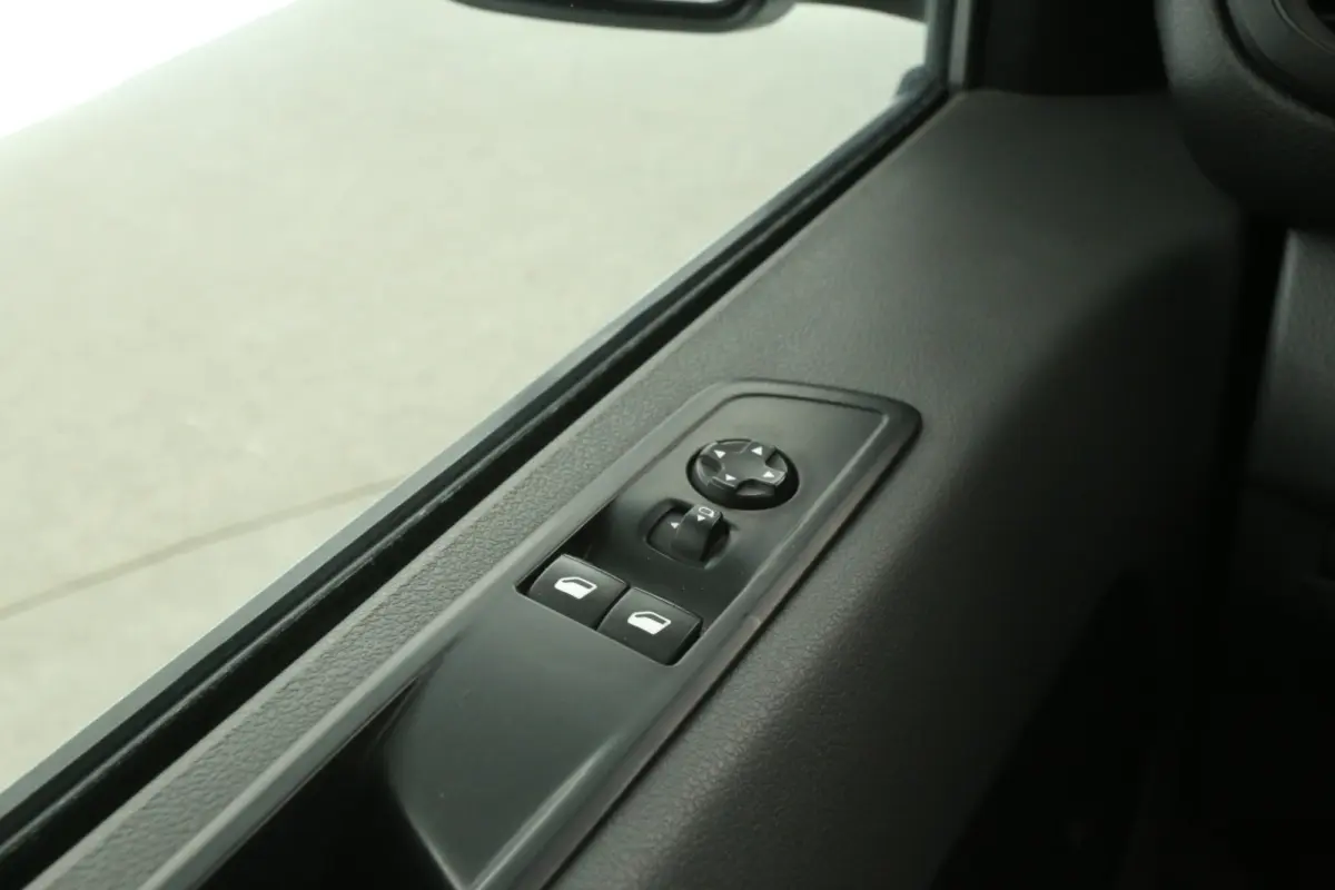 2.0D L2H1 | Automaat | Airco | Cruise | Camera | Carplay | 3 Zits | Parkeersens.