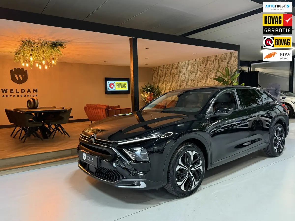 1.2 130 EAT8 Shine Garantie|Premium|Carplay|Lane Ass|360° Camera|Head-Up|ACC|Leder|Navi|19"