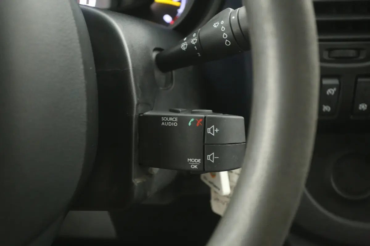 1.6 CDTI L2H1 | Airco | Cruise | 3 Zits | Trekhaak | Parkeersens. | LED
