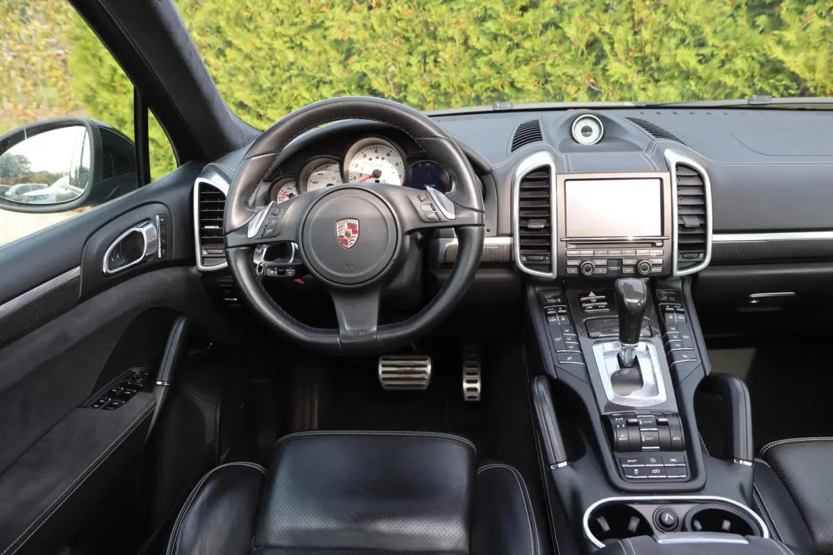 4.8 GTS V8 🚀 | PANO ☀️ | SPORT CHRONO ⏱️ | LUCHTVERING | MEMORY 💺 | 4-ZONE CLIMA ❄️ | 20" LMV 🛞