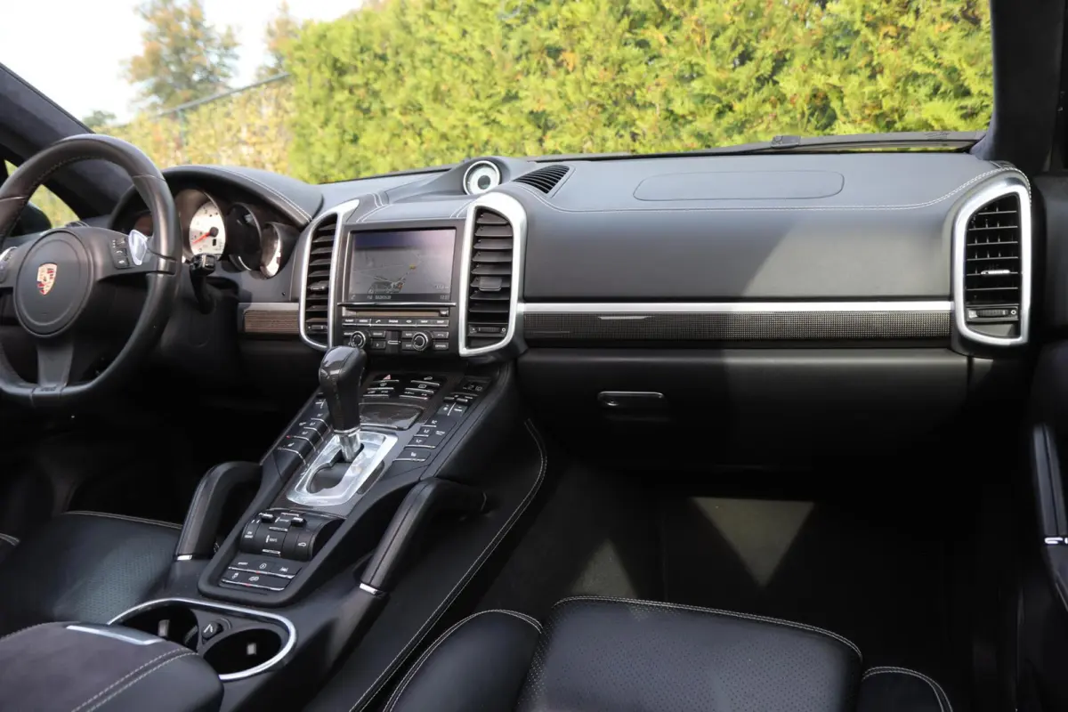 4.8 GTS V8 🚀 | PANO ☀️ | SPORT CHRONO ⏱️ | LUCHTVERING | MEMORY 💺 | 4-ZONE CLIMA ❄️ | 20" LMV 🛞