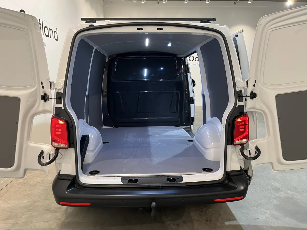2.0 TDI L1H1 / Euro 6 / Airco / CarPlay / Cruise Control / Trekhaak / PDC / 3-Zits