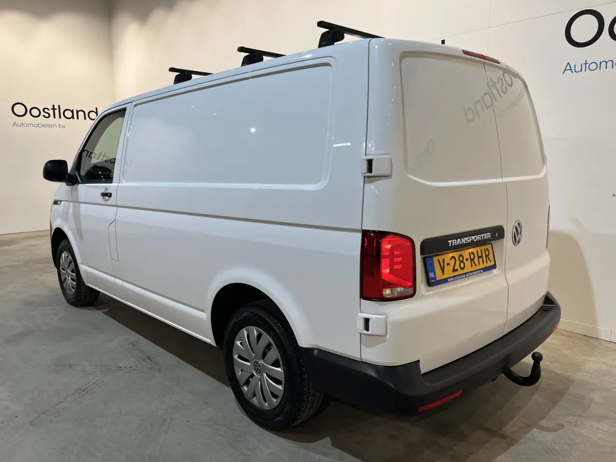 2.0 TDI L1H1 / Euro 6 / Airco / CarPlay / Cruise Control / Trekhaak / PDC / 3-Zits