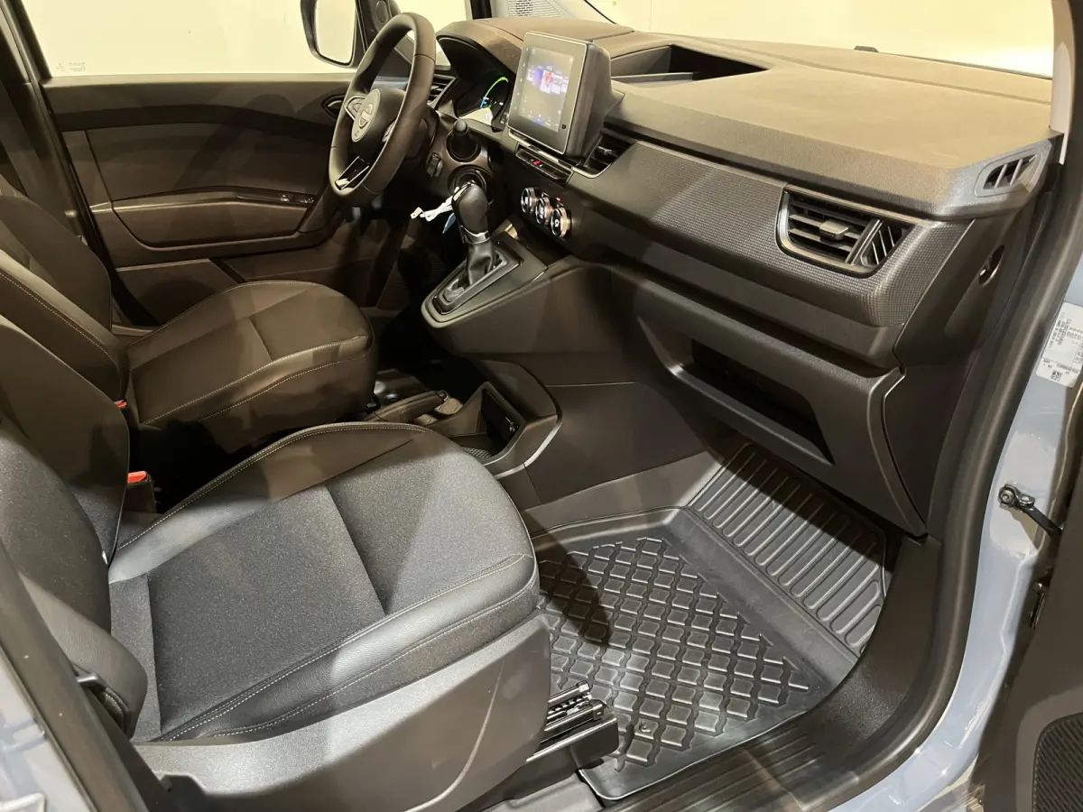 N-Connecta L1 44 kWh / 100% elektrisch !! / SOH 99% / Airco / Cruise Control / CarPlay / Camera / 3.100 KM !!