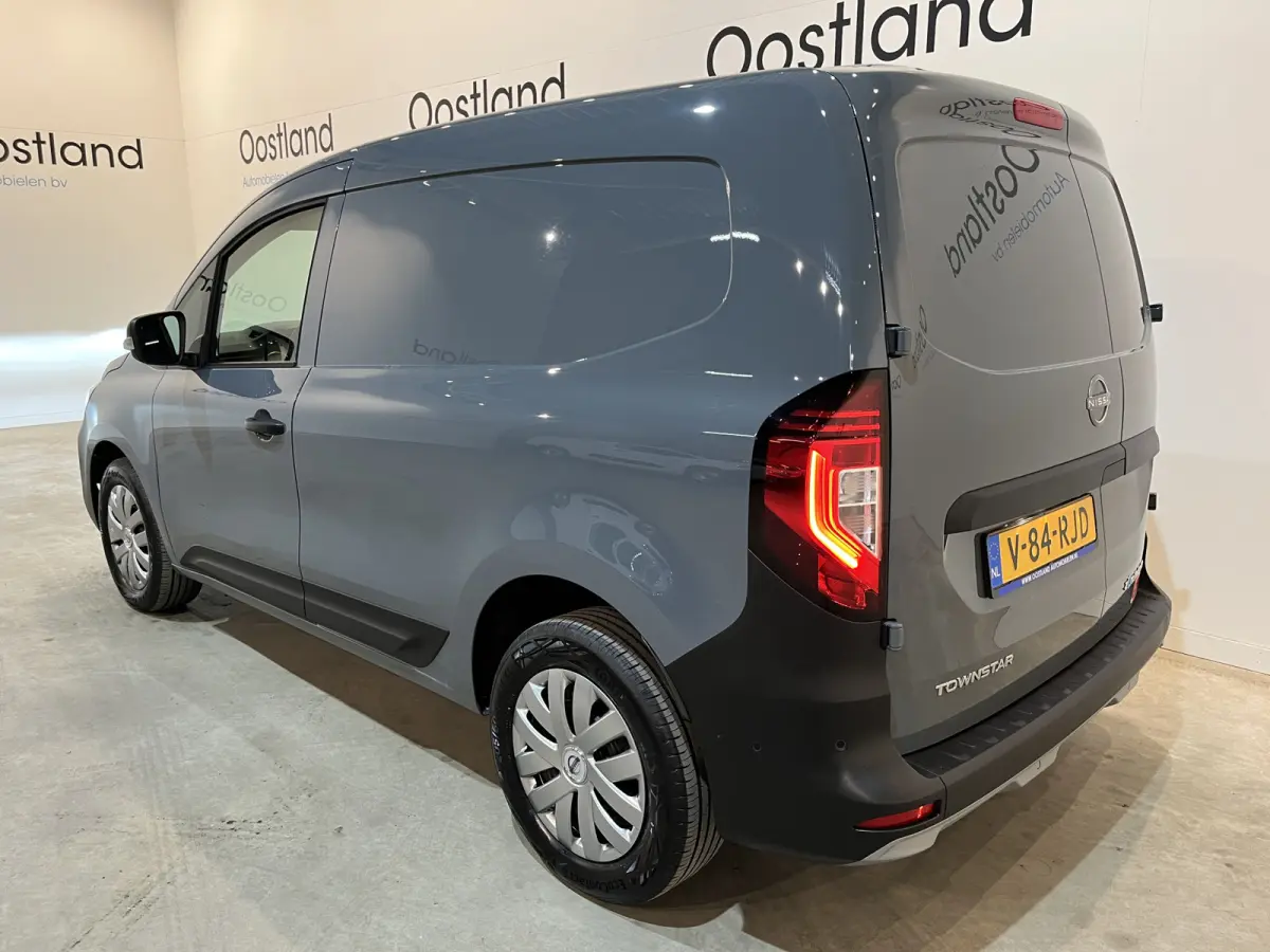 N-Connecta L1 44 kWh / 100% elektrisch !! / SOH 99% / Airco / Cruise Control / CarPlay / Camera / 3.100 KM !!