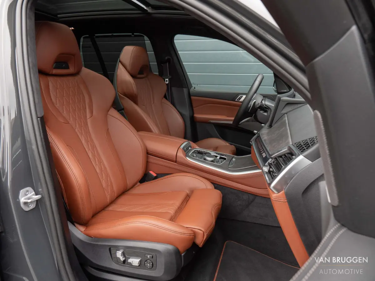 xDrive50e Pano Dravit M-Stoelen 4WS Alcantara HUD 22"