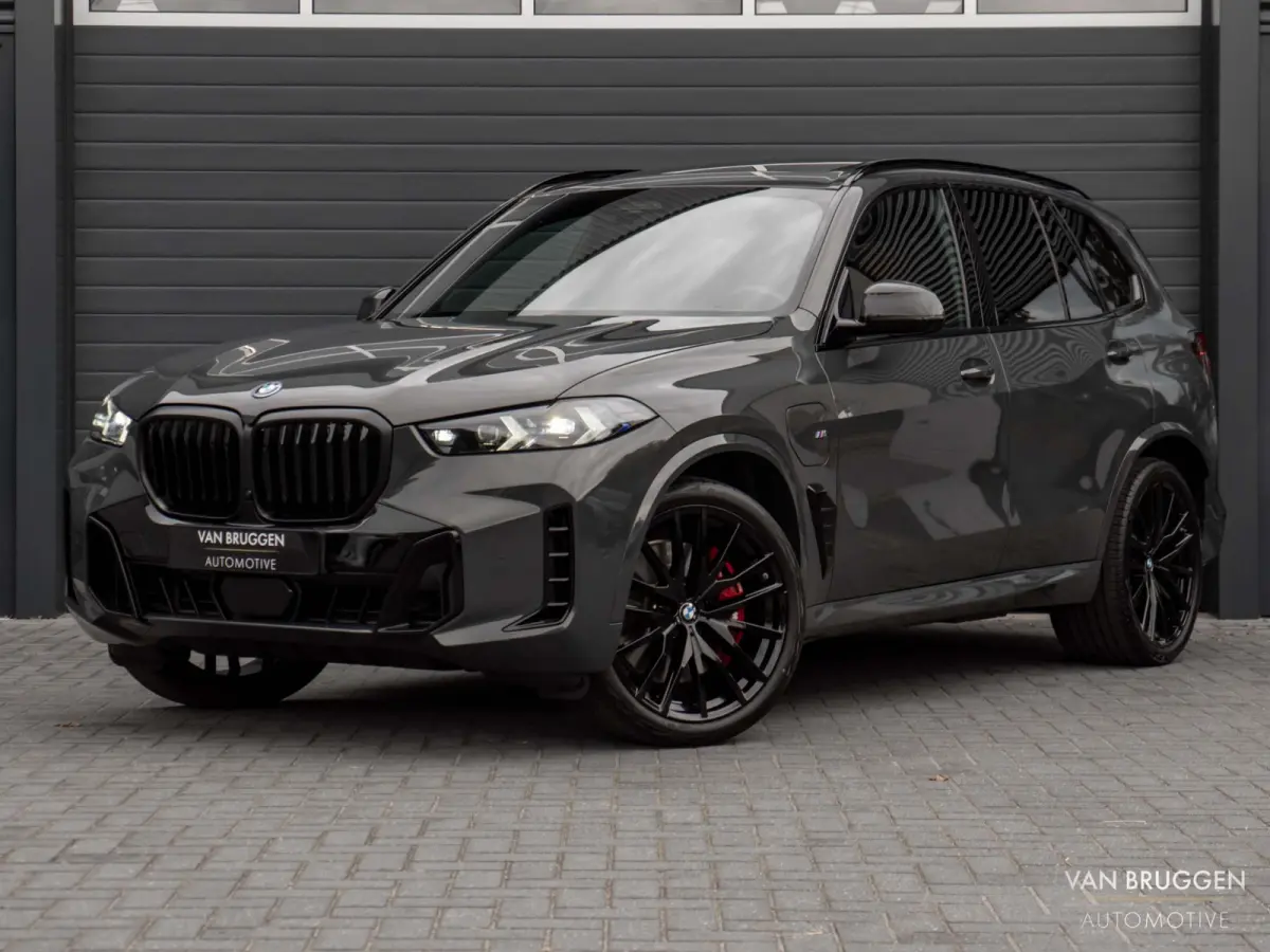xDrive50e Pano Dravit M-Stoelen 4WS Alcantara HUD 22"