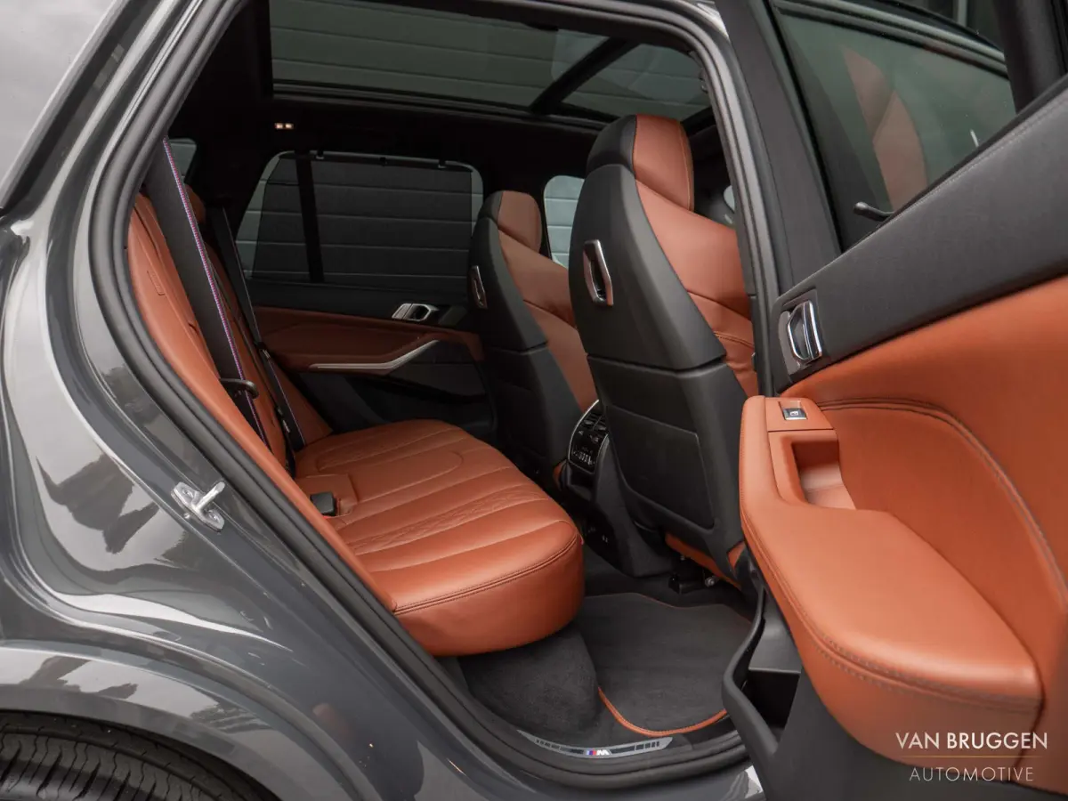 xDrive50e Pano Dravit M-Stoelen 4WS Alcantara HUD 22"