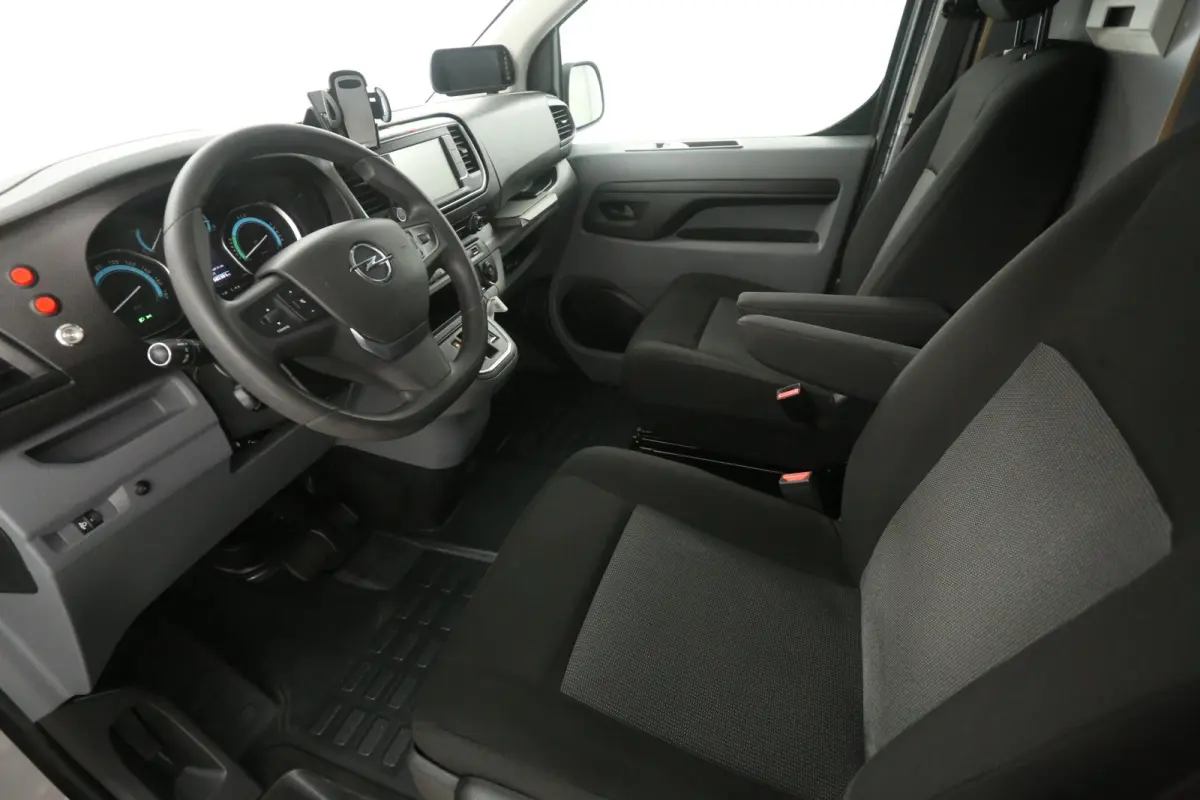 L2H1 75 kWh L2H1 | Snelladen | SOH 91% | Airco | Cruise | Camera | Carplay | Navi | Parkeersens.