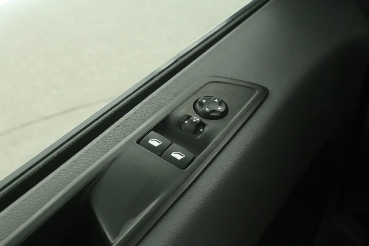 L2H1 75 kWh L2H1 | Snelladen | SOH 91% | Airco | Cruise | Camera | Carplay | Navi | Parkeersens.