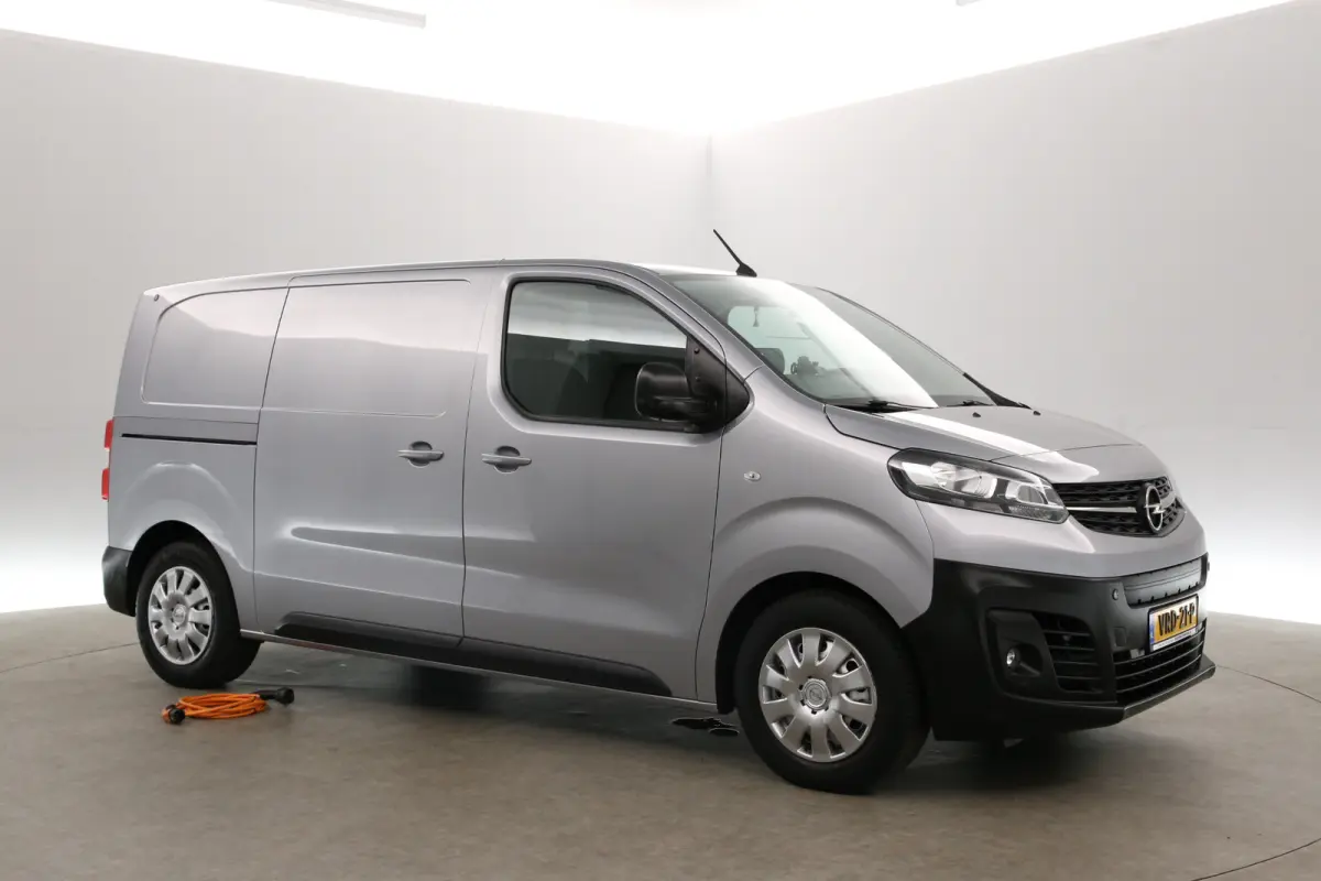 L2H1 75 kWh L2H1 | Snelladen | SOH 91% | Airco | Cruise | Camera | Carplay | Navi | Parkeersens.