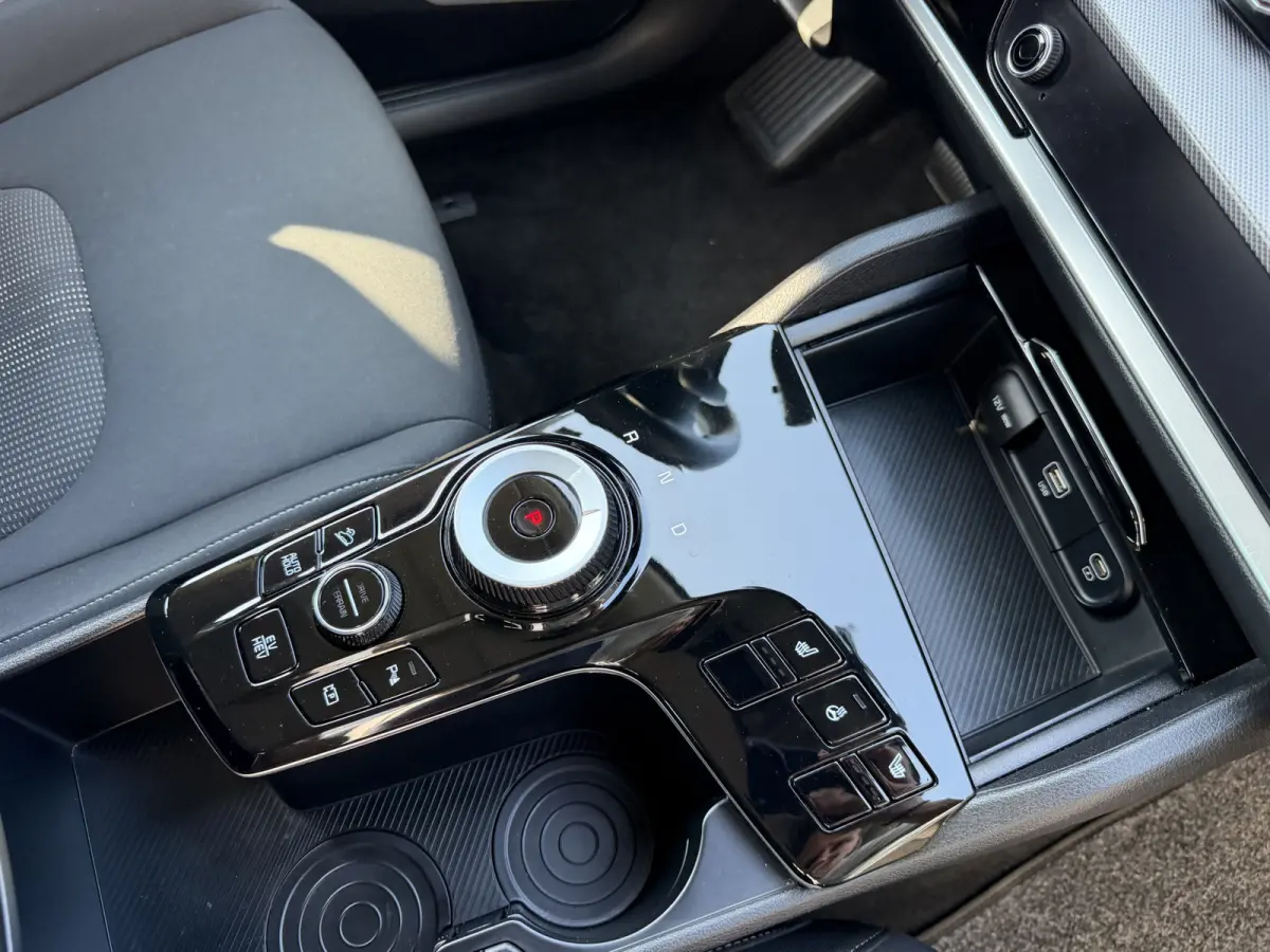1.6 T-GDi Plug-in Hybrid AWD DynamicLine Winterpakket