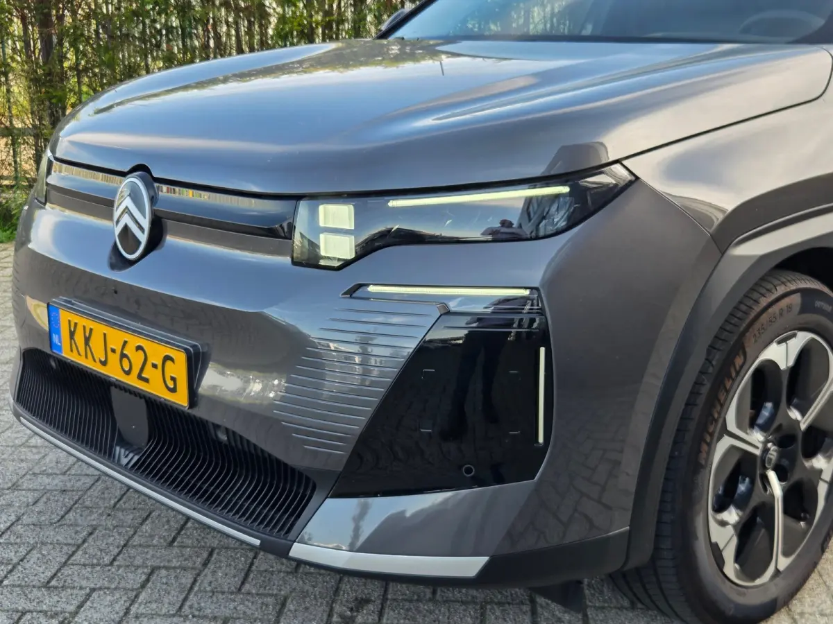 Business 210-PK 74 kWh 520KM RANGE DEMO DEAL | OP AFSPRAAK | Comfortstoel(en) | Cruise control adaptief met Stop&Go en stuurhulp | DAB ontvanger
