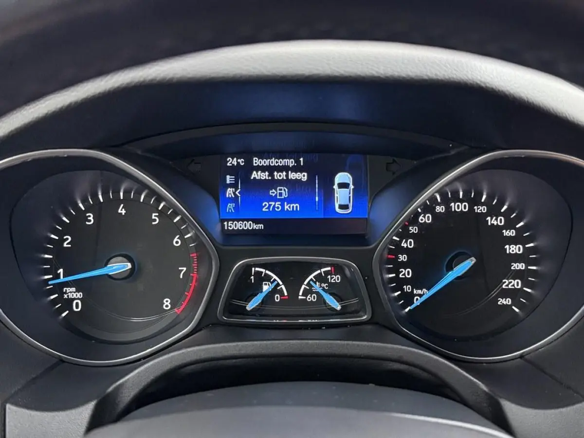 1.0 Lease Edition Trekhaak/4S.Banden/Nav/Ac