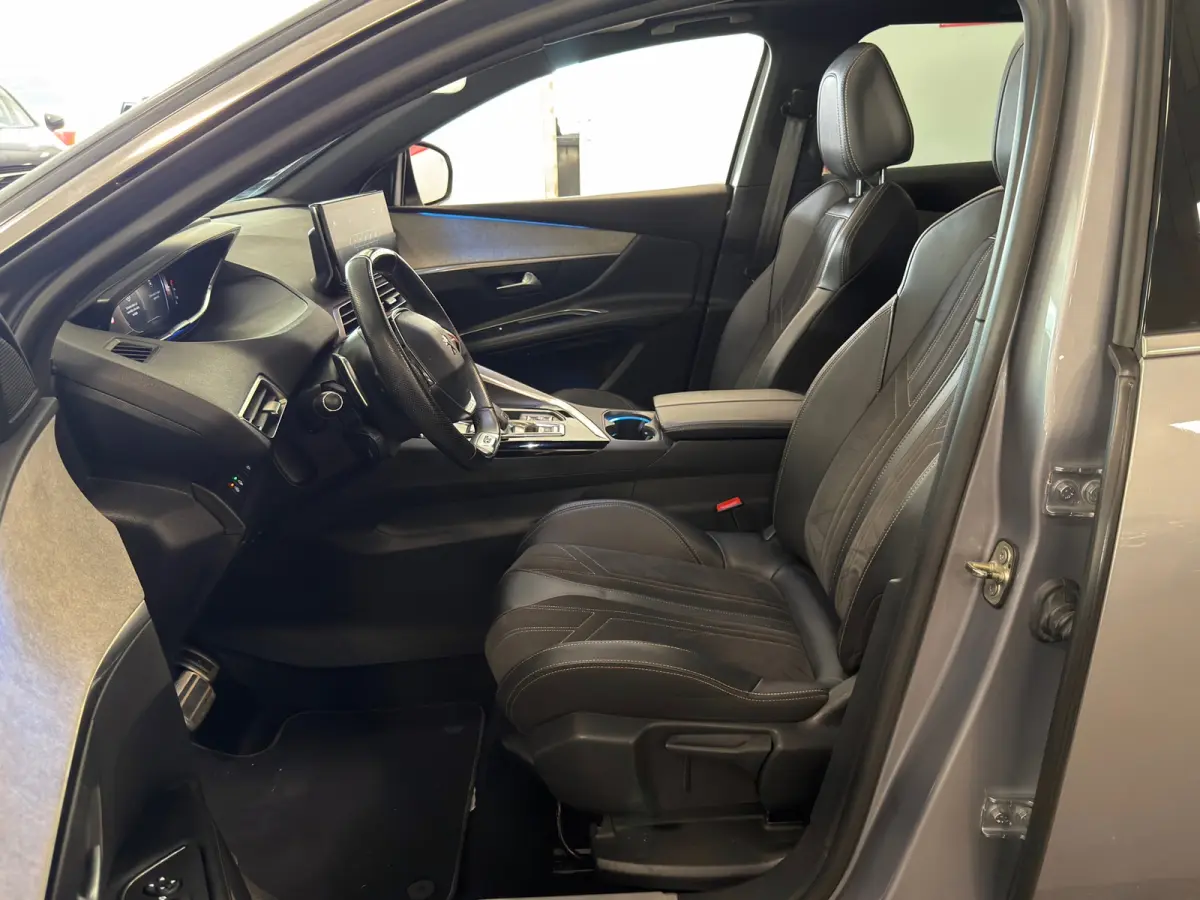1.2 PureTech GT Line, NAVI/CAMERA,PANORAMA, CRUISE