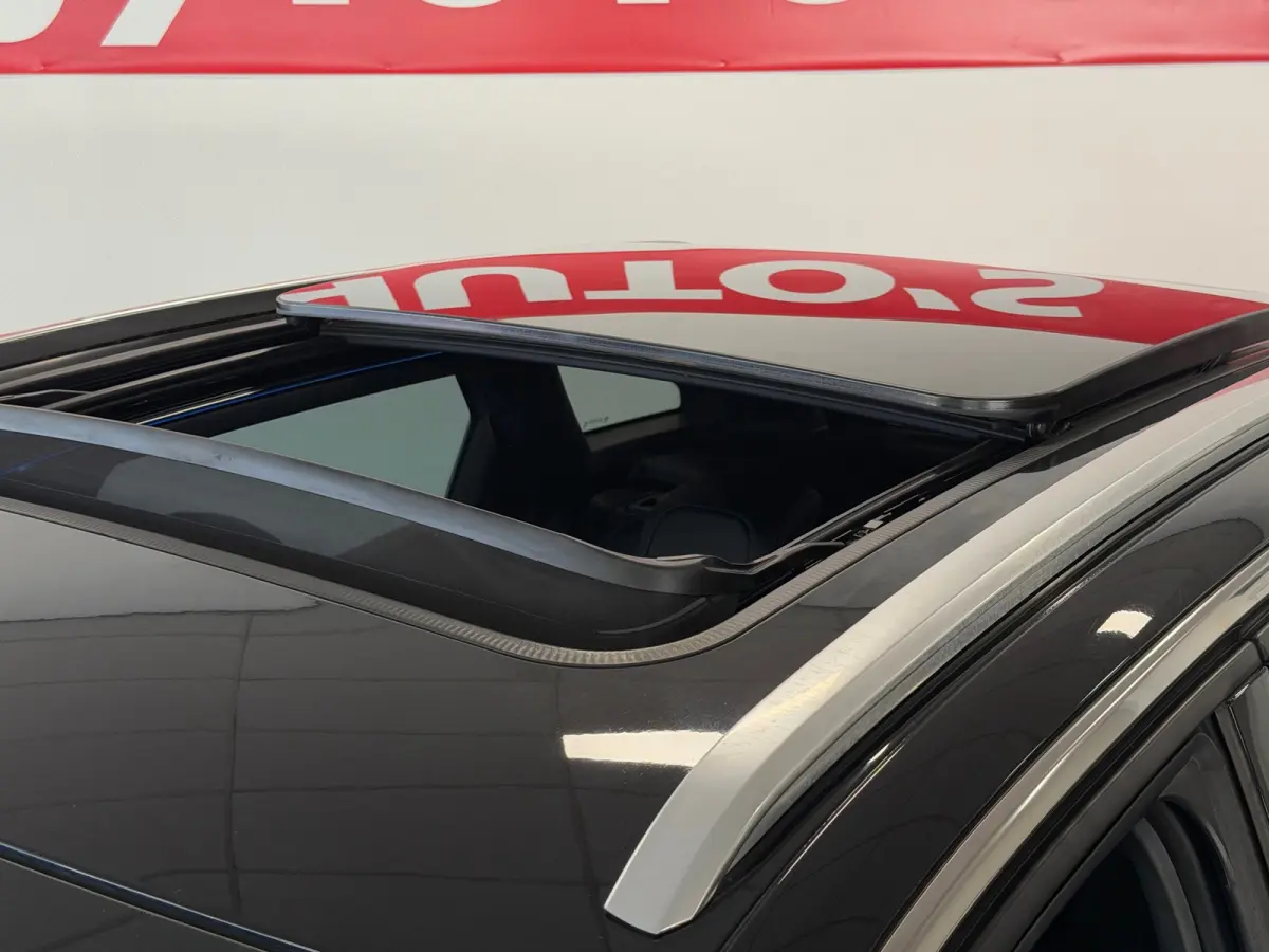 1.2 PureTech GT Line, NAVI/CAMERA,PANORAMA, CRUISE