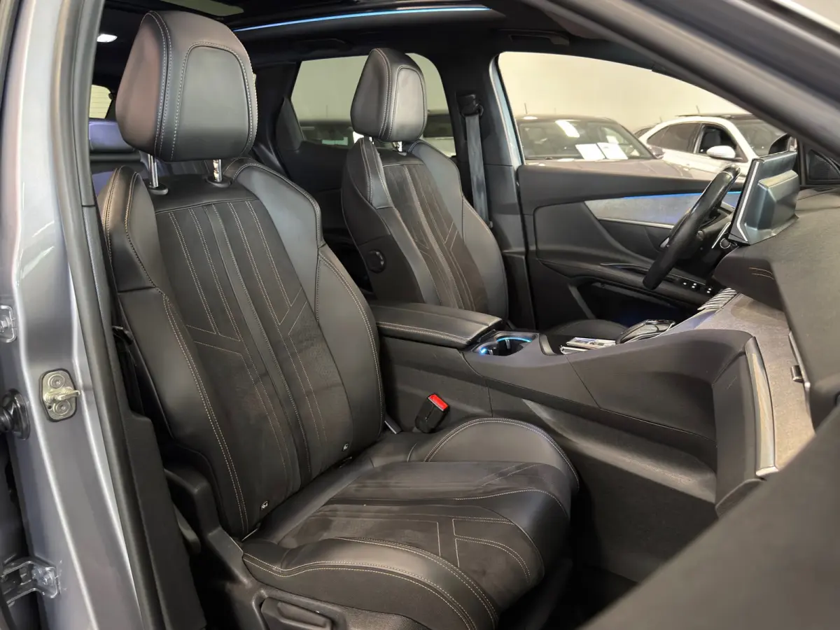 1.2 PureTech GT Line, NAVI/CAMERA,PANORAMA, CRUISE