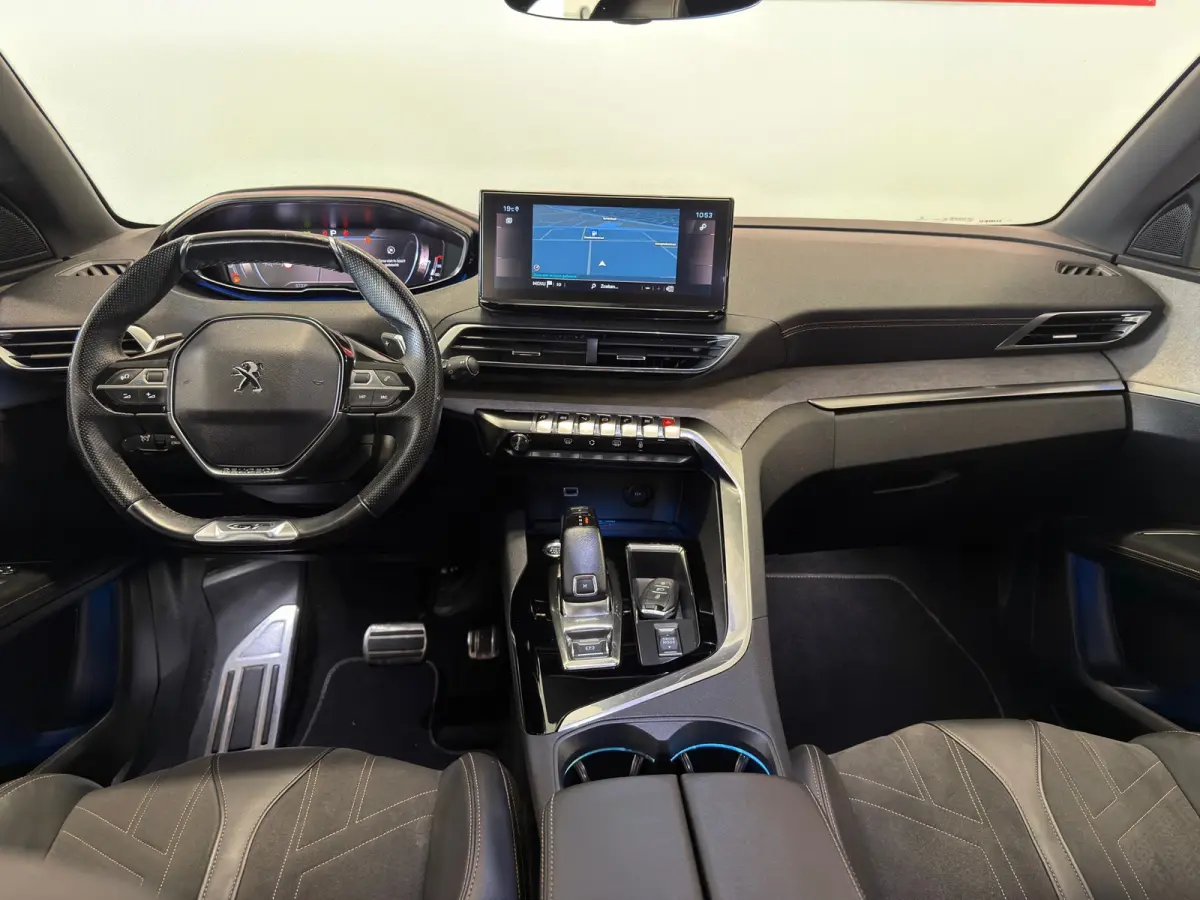 1.2 PureTech GT Line, NAVI/CAMERA,PANORAMA, CRUISE
