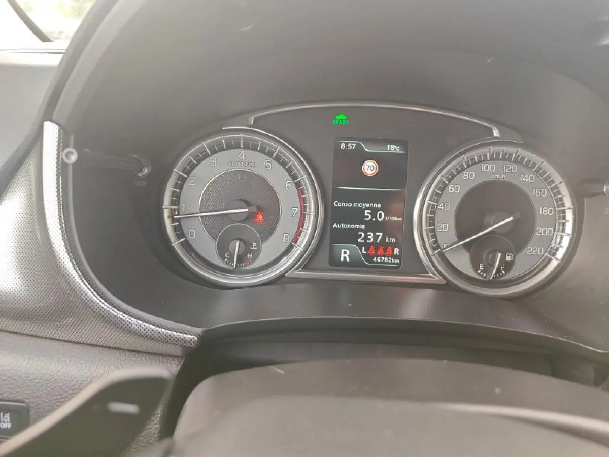 1.5 HYBRID STYLE AUTOMAAT Keyless | Dodehoeksensoren | Navi | Adaptive Cruise