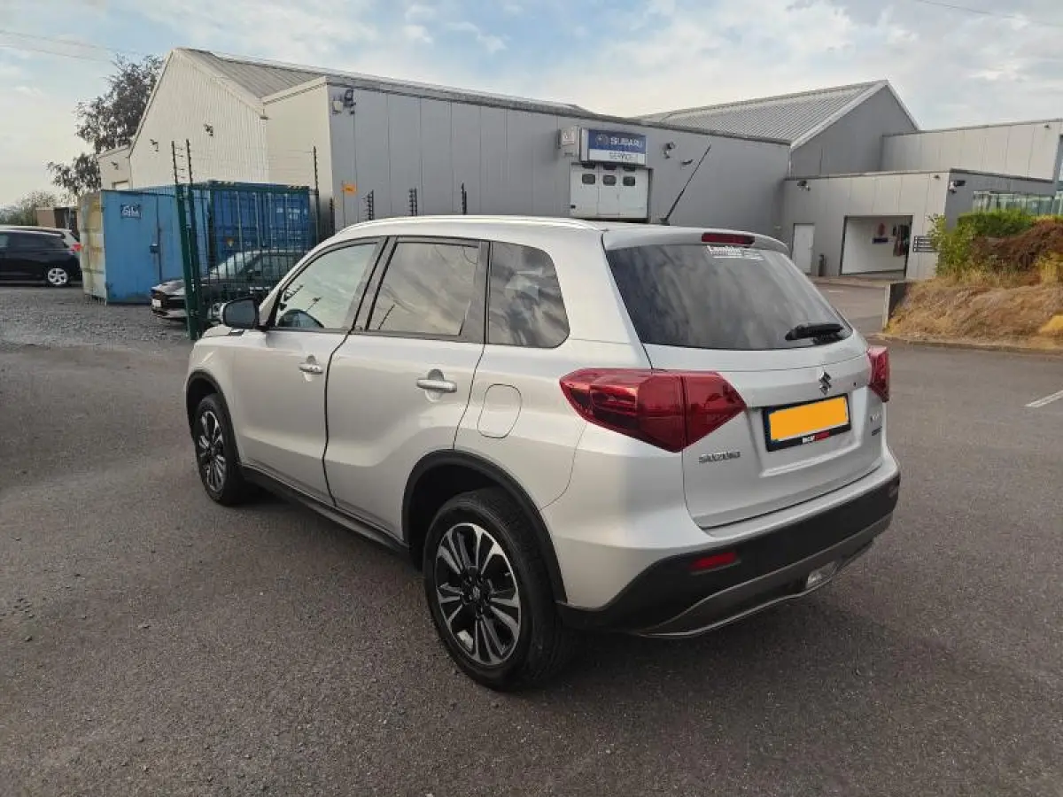 1.5 HYBRID STYLE AUTOMAAT Keyless | Dodehoeksensoren | Navi | Adaptive Cruise