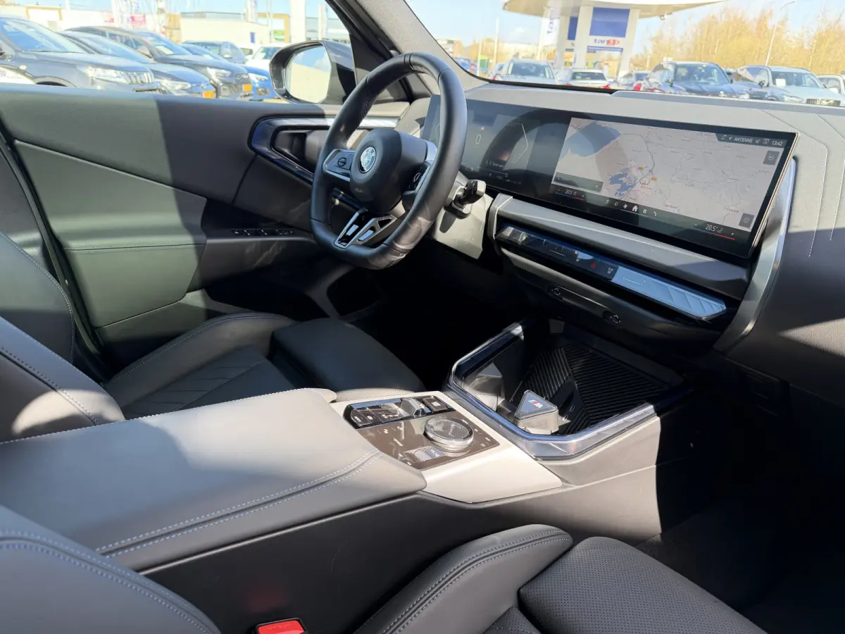 20 xDrive M Sport Panoramadak Trekhaak Leder ACC LED Achteruitrijcamera Stuurwielverwarming Carplay