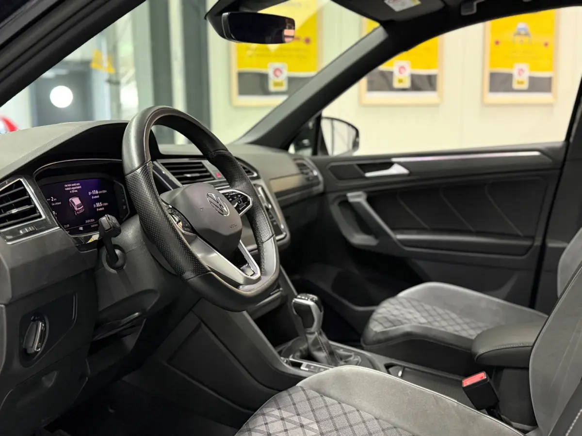 1.4 TSI eHybrid 245 PK 3x R-Line Aut.| Pano | Virtual |Camera | Matrix | Keyless |ACC
