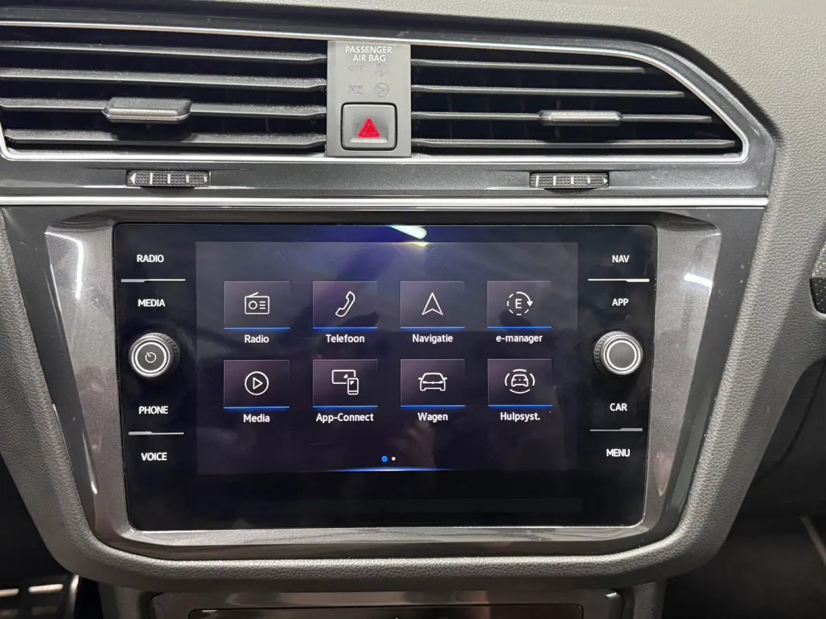 1.4 TSI eHybrid 245 PK 3x R-Line Aut.| Pano | Virtual |Camera | Matrix | Keyless |ACC