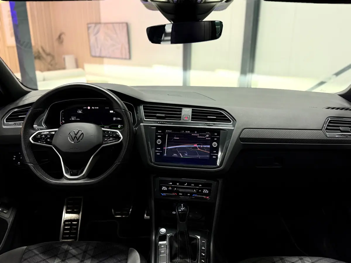 1.4 TSI eHybrid 245 PK 3x R-Line Aut.| Pano | Virtual |Camera | Matrix | Keyless |ACC