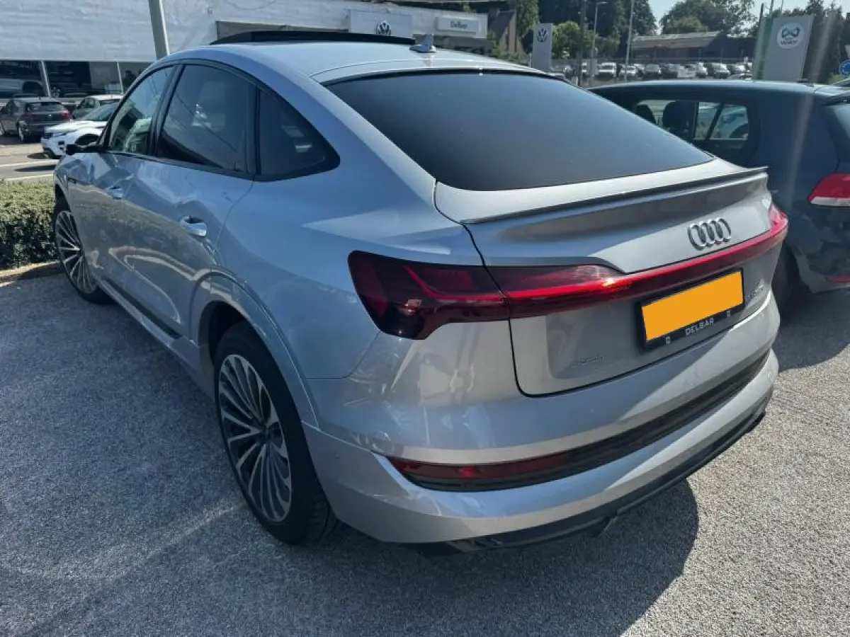 55 QUATTRO S EDITION 95 kWh Pano | Leder | Digitale spiegels | Donkere hemel
