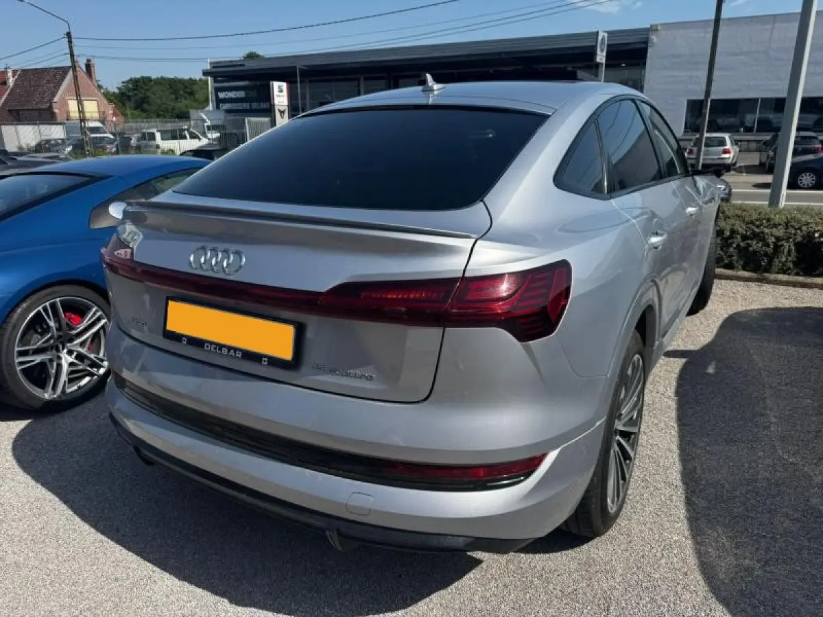 55 QUATTRO S EDITION 95 kWh Pano | Leder | Digitale spiegels | Donkere hemel