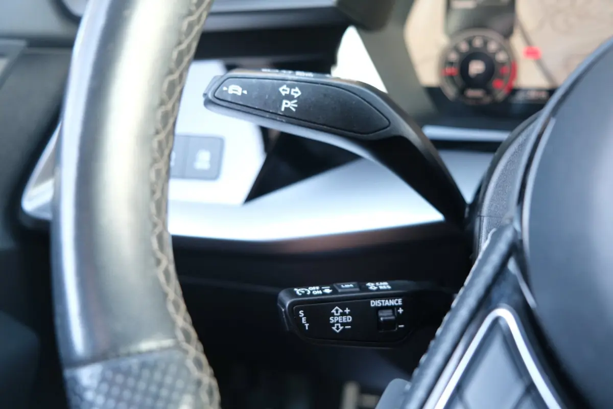 30 TFSI 2x S-line Leder Matrix Camera Led