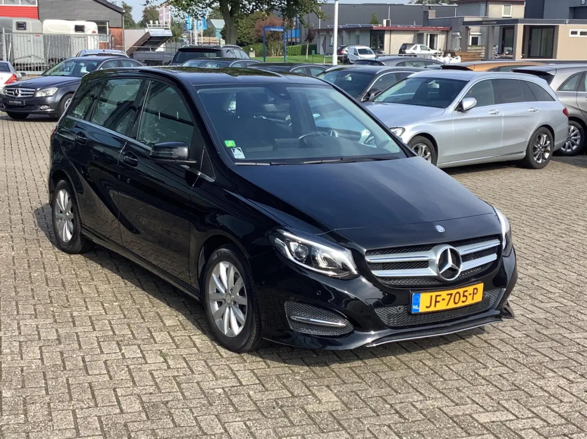 180 Edition Ambition, navi, cruise, led verlichting