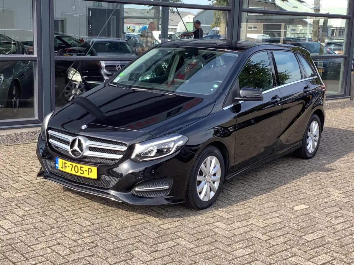 180 Edition Ambition, navi, cruise, led verlichting