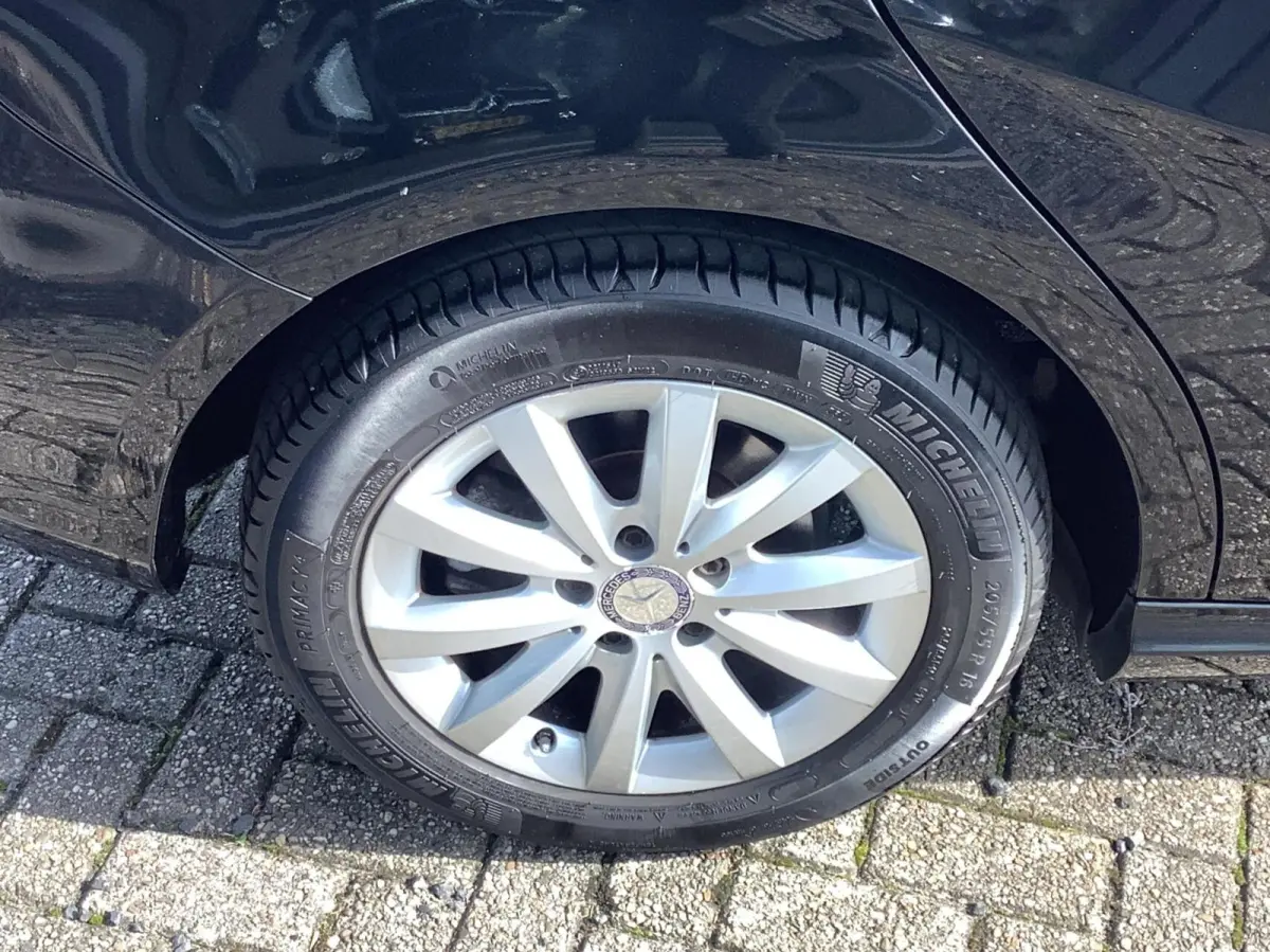 180 Edition Ambition, navi, cruise, led verlichting