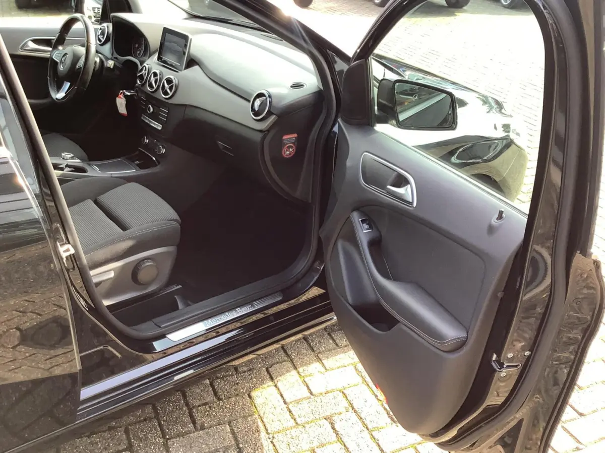 180 Edition Ambition, navi, cruise, led verlichting