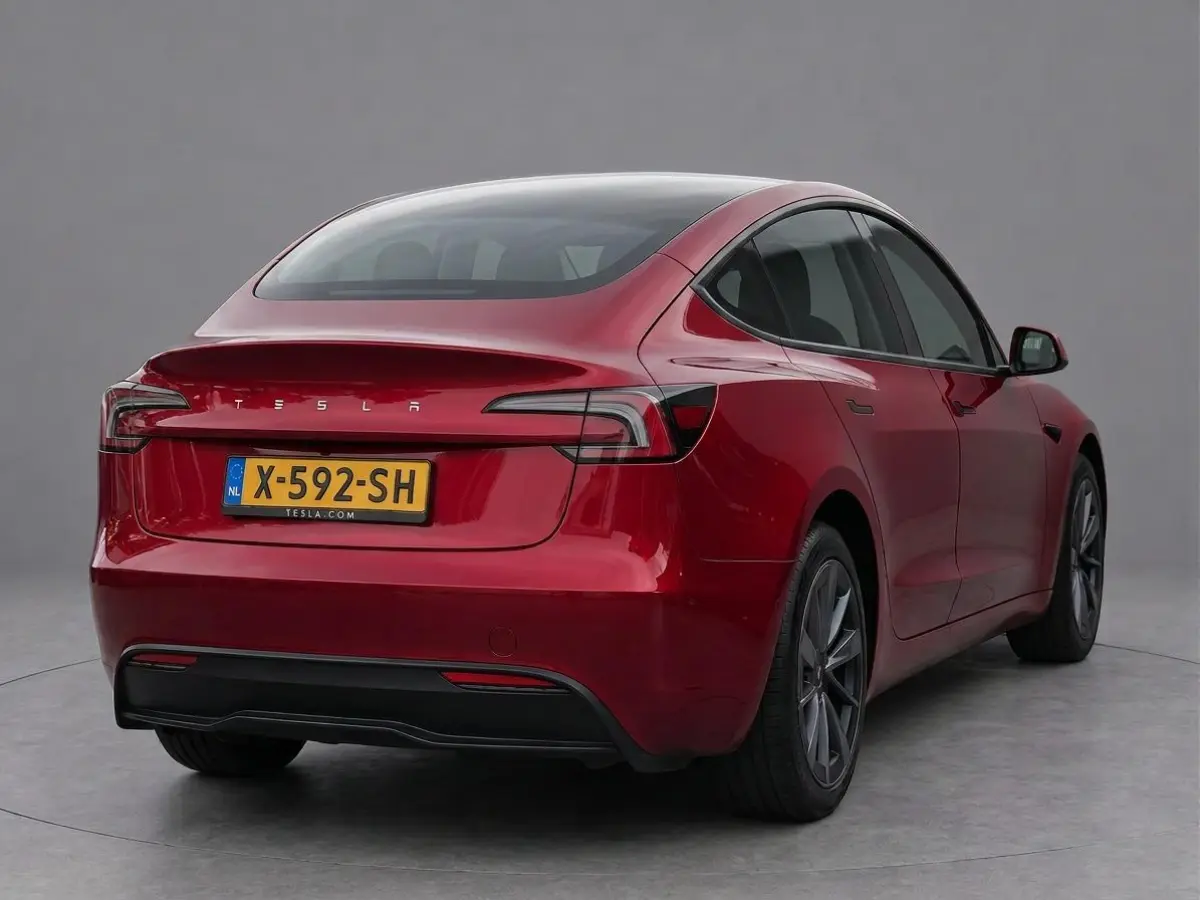 RWD 60 kWh | Highland | Origineel NL | Rijklaarprijs