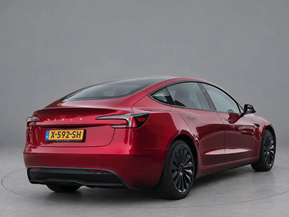 RWD 60 kWh | Highland | Origineel NL | Rijklaarprijs