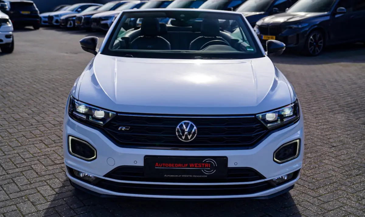 1.5 TSI R-Line | Luxe Leder | Ruitjes leer | Trekhaak | Stoelverwarming | Facelift | Vlak R-line Stuur |