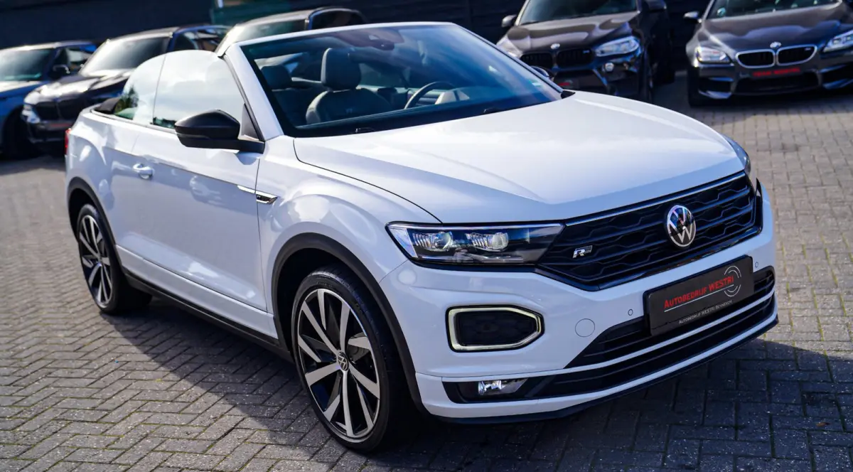 1.5 TSI R-Line | Luxe Leder | Ruitjes leer | Trekhaak | Stoelverwarming | Facelift | Vlak R-line Stuur |