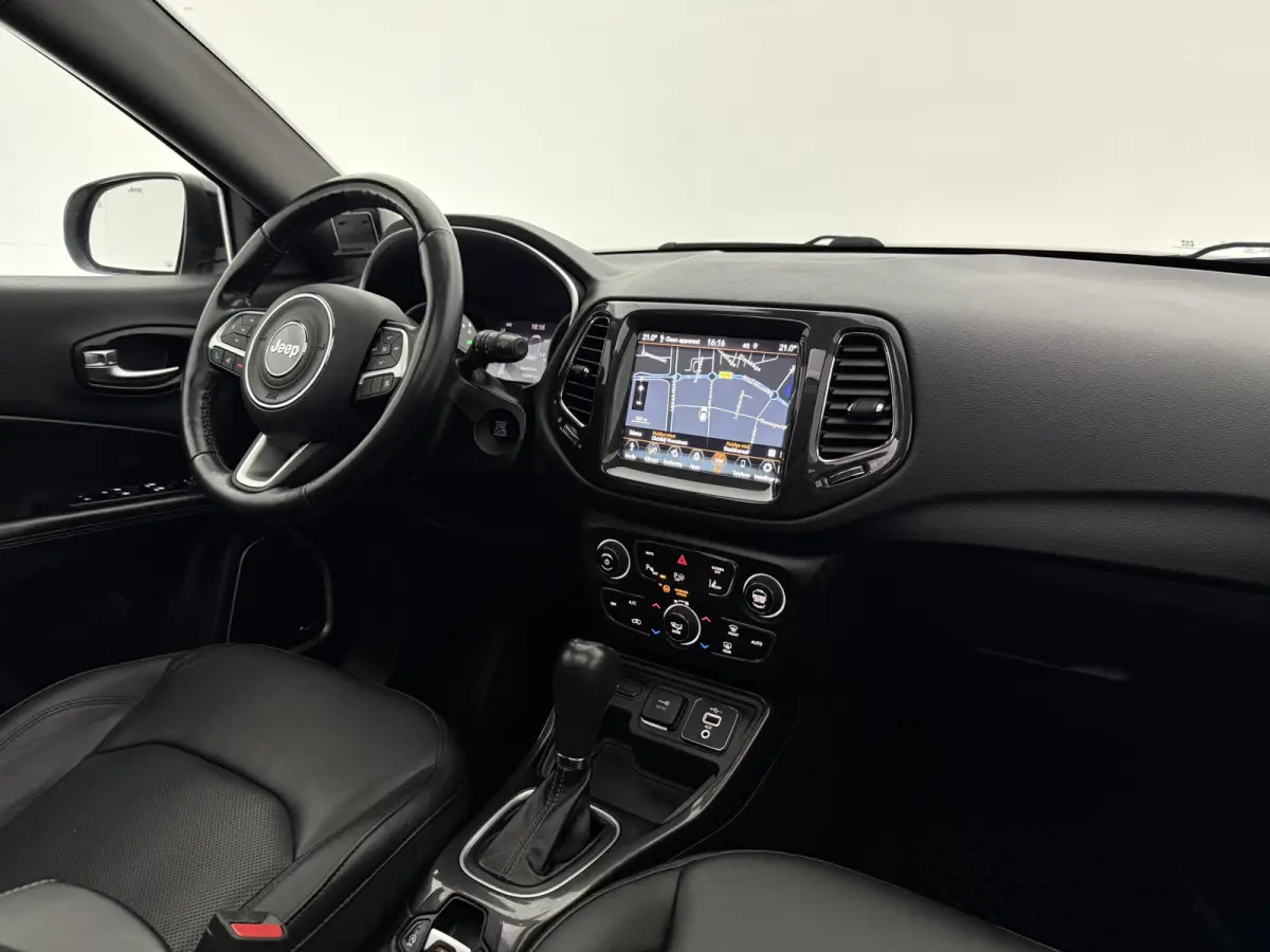1.3T S | Pano | Camera | Alpine Audio | Memory | Carplay | Trekhaak | LED | NAP