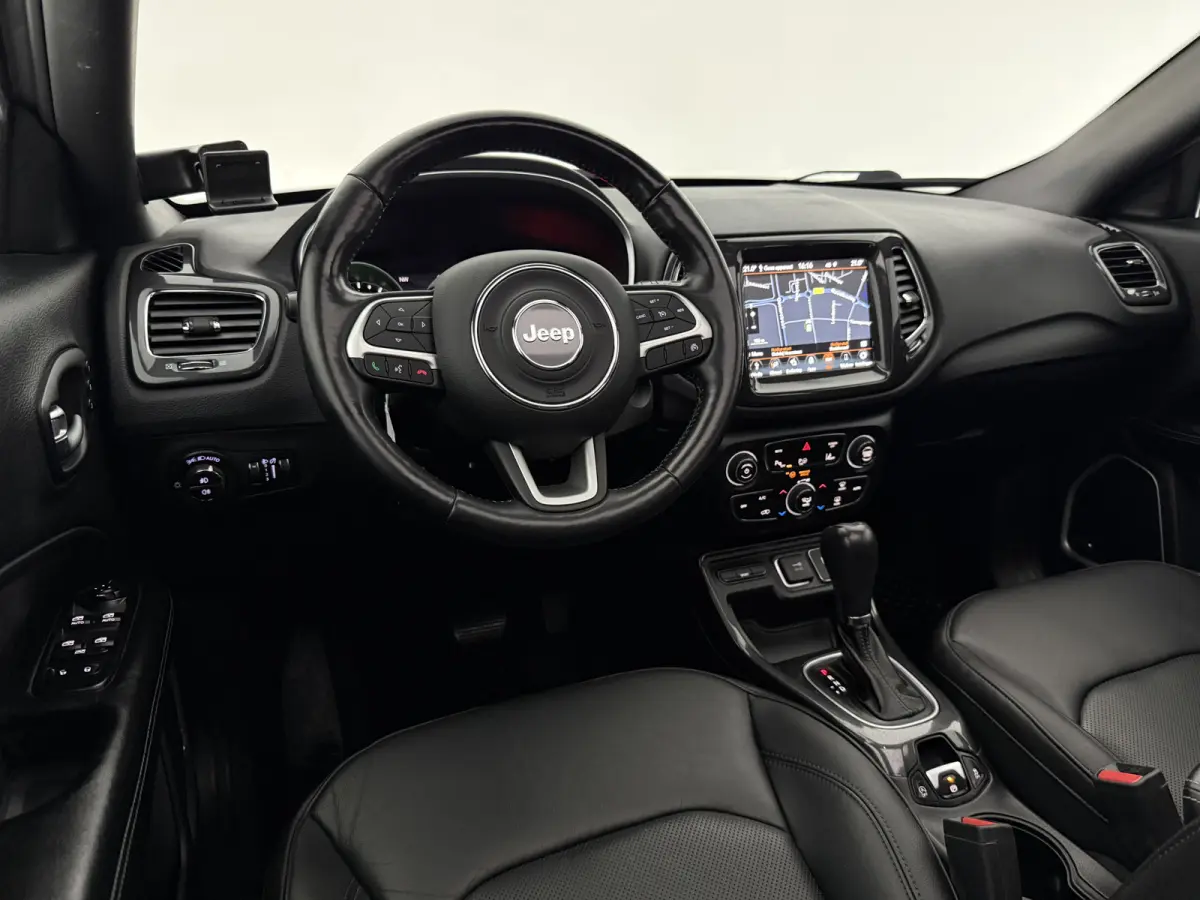 1.3T S | Pano | Camera | Alpine Audio | Memory | Carplay | Trekhaak | LED | NAP