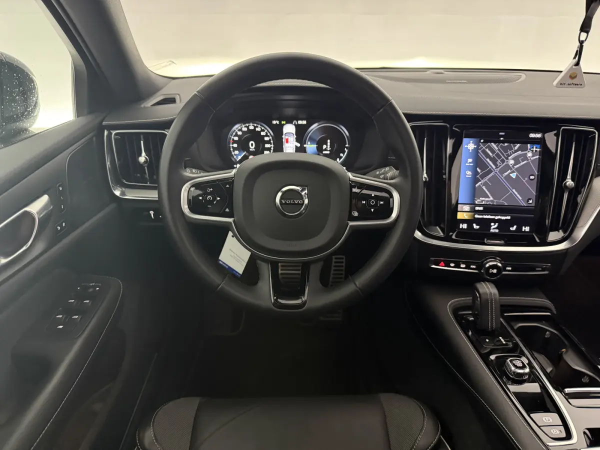 2.0 T6 Recharge AWD R-Design | Pano | Memory | 360° | H/K | Virtual | Carplay | Cruise | LED