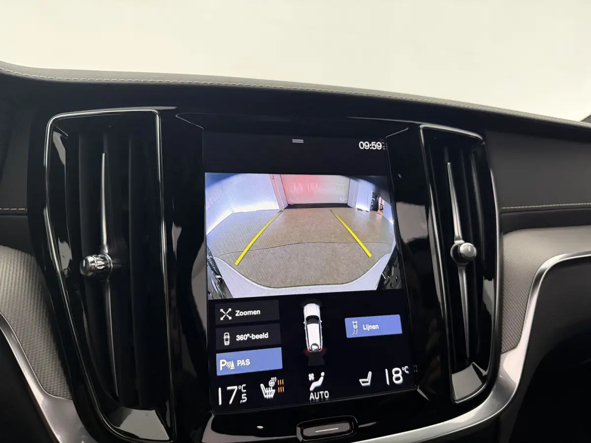 2.0 T6 Recharge AWD R-Design | Pano | Memory | 360° | H/K | Virtual | Carplay | Cruise | LED