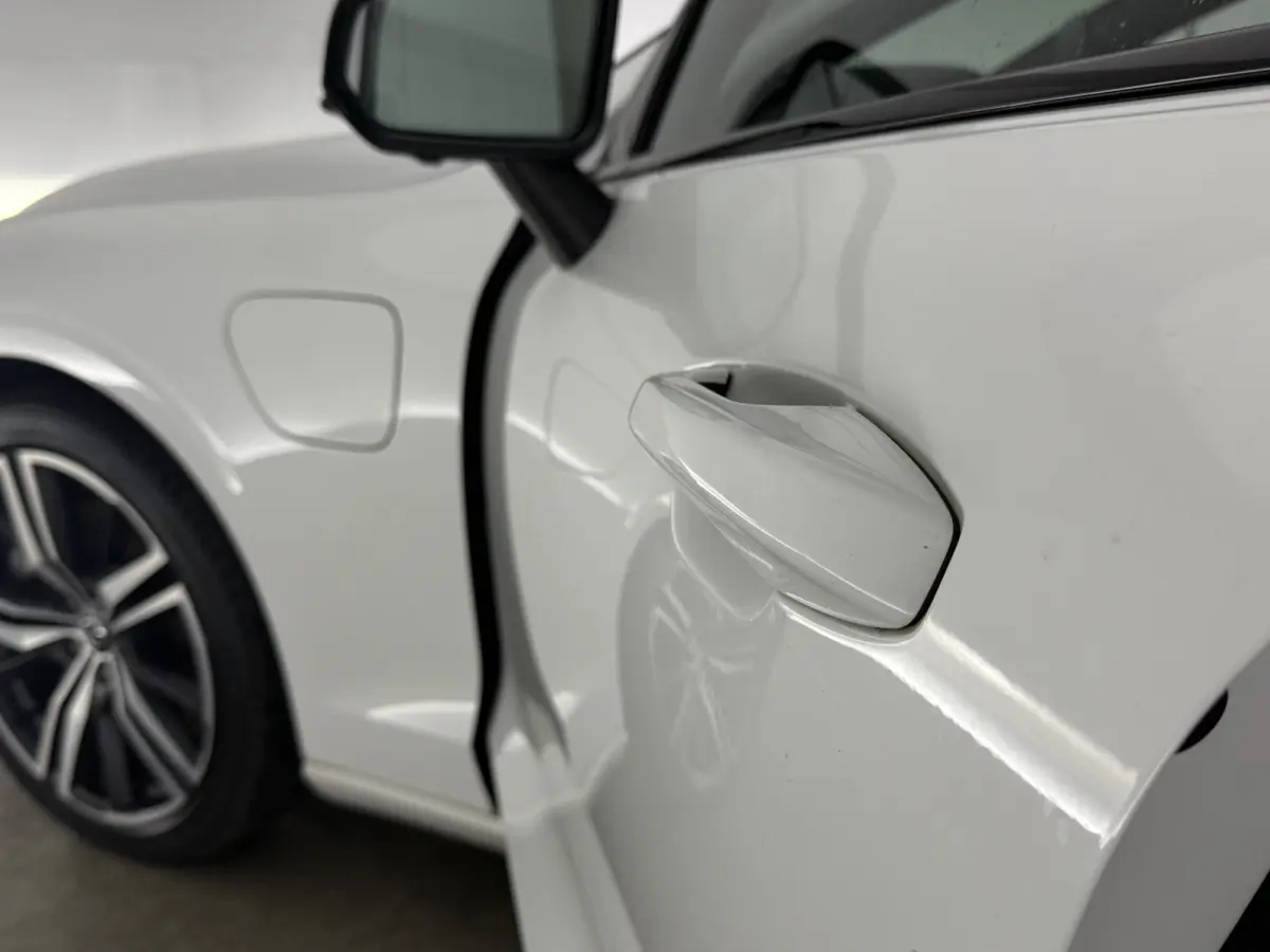 2.0 T6 Recharge AWD R-Design | Pano | Memory | 360° | H/K | Virtual | Carplay | Cruise | LED