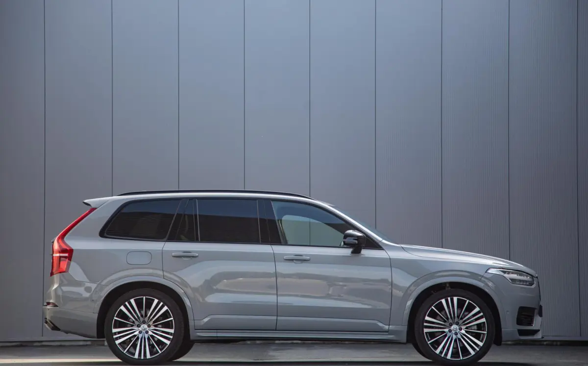 2.0 T8 Plug-in hybrid AWD Ultra Dark |Full Option|Luchtvering|Bowers&Wilkins audio